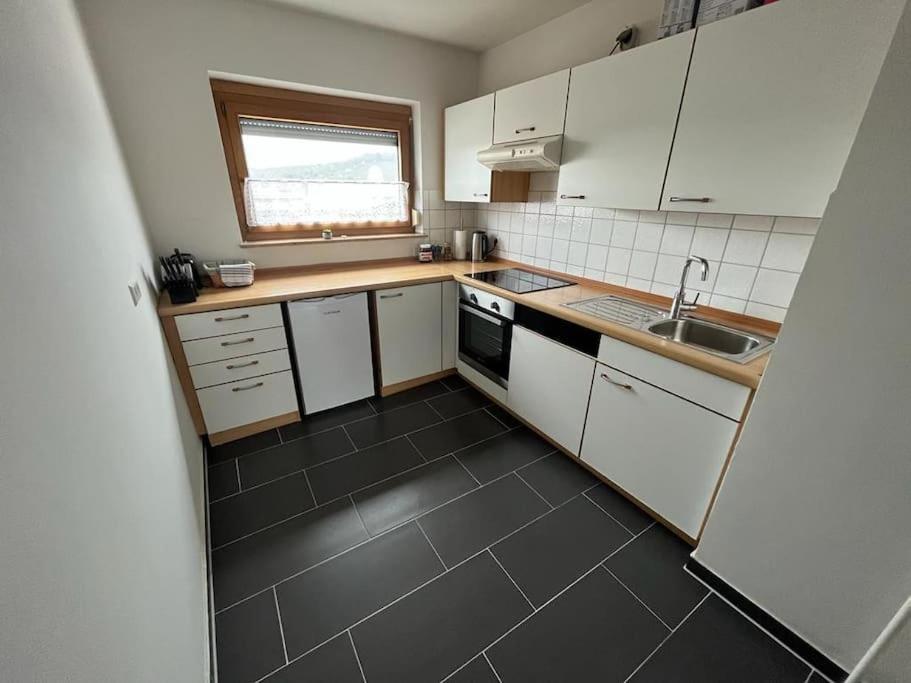 Ferienwohnung Outletcity Metzingen メッツィンゲン エクステリア 写真